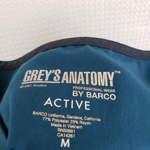Greys Anatomy Top Active 4 Pocket Scrub Top Teal Size Medium - Picture 5 of 9